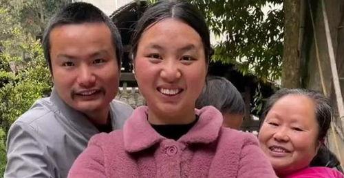 爆料小春花的视频,一场网络爆料的视觉盛宴  第2张